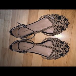 Nine West Avaoli Sandals Strappy Buckle Slingback